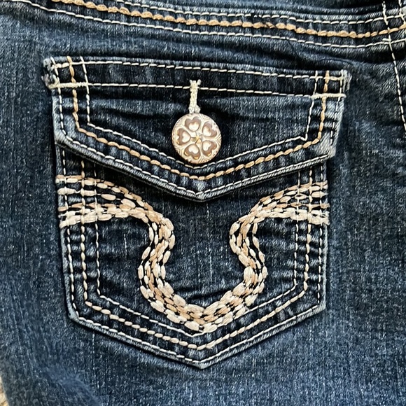 Boom Boom Girls jeans size 8 cute rear button pockets western country denim - Picture 4 of 10